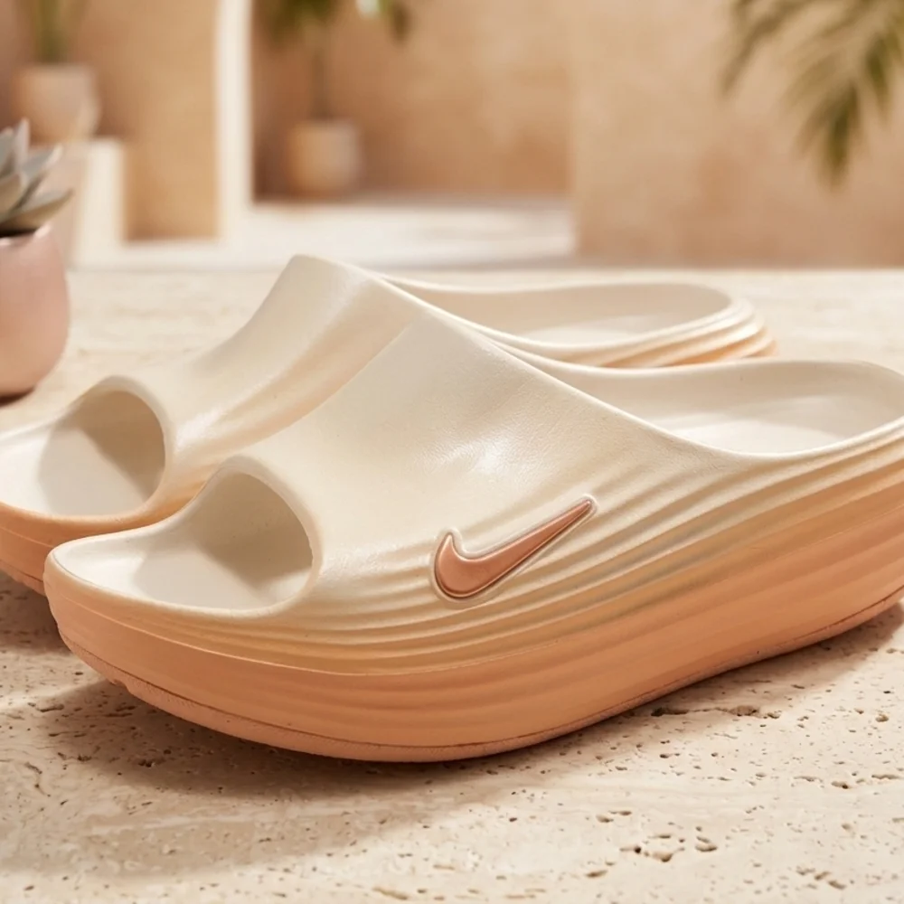 Nike Women's Reactx Rejuven8 Guava Ice Apricot Agate Slide Size 10